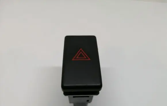 Toyota Avensis T250 Hazard light switch 157963 TR9503