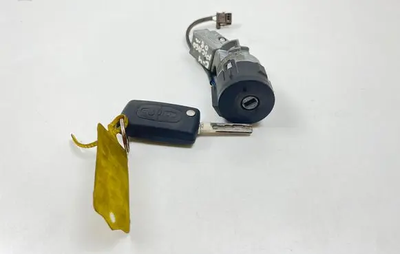 Citroen C4 I Picasso Ignition lock 9663123380 36410600