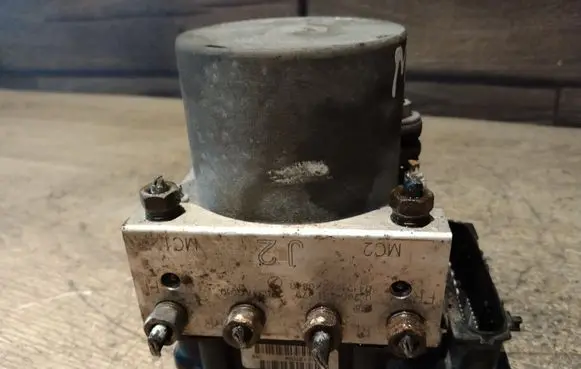 Subaru Legacy ABS Pump 0265231379