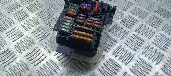 Mercedes-Benz E W213 Fuse module A2135403038