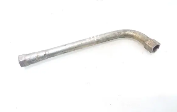 Volkswagen Touran I Wheel nut wrench 431012235A