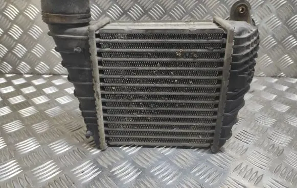Volkswagen Golf IV Intercooler radiator 1J0145803F 862328X
