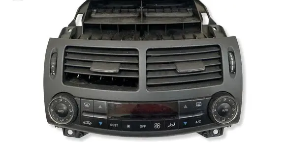 Mercedes-Benz E W211 Climate control unit 2118302385 00032806