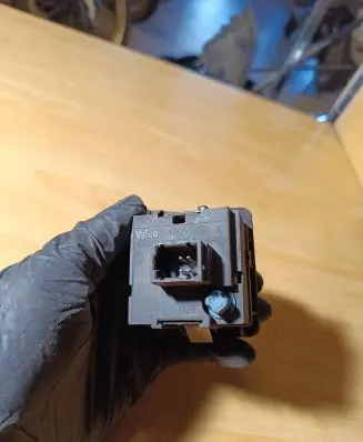 Renault 19 Headlight level height control switch 7700817598