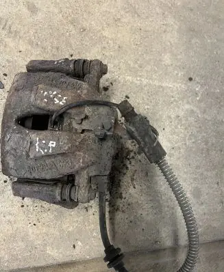 Fiat Ulysse Front brake caliper