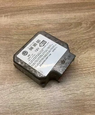 Volkswagen Golf IV Airbag control unit/module 6N0909603 5WK4137 Used