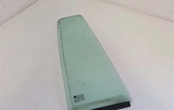 Opel Zafira A Rear vent window glass 43R007022