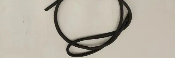 Nissan Leaf II (ZE1) Front door rubber seal 