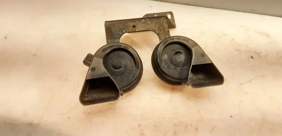 Audi A6 S6 C6 4F Horn signal 4F0951221
