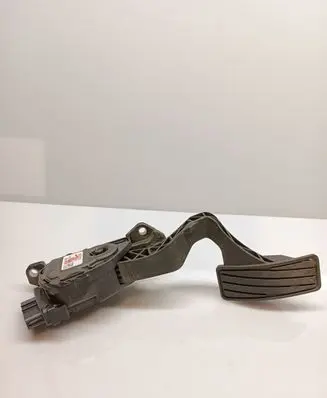 Suzuki SX4 Accelerator throttle pedal 4940079J90 6PV00907401