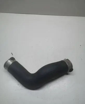 BMW 5 G30 G31 Intercooler hose/pipe 8571025