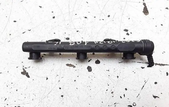 Seat Ibiza IV (6J,6P) Fuel main line pipe 04C133313R 04C133317M