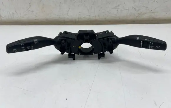KIA Stinger Wiper turn signal indicator stalk/switch 93404J5810