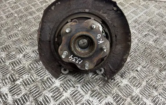 Nissan 350Z Rear wheel hub