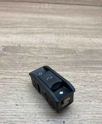 BMW 5 E60 E61 Sunroof switch 6907288
