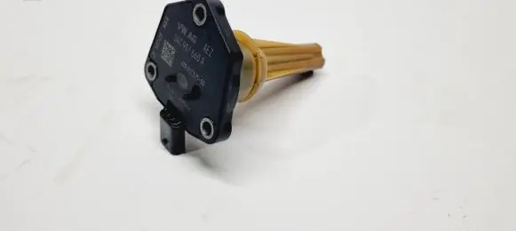 Skoda Karoq Oil level sensor 04C907660A