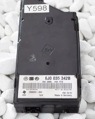 Seat Ibiza IV (6J,6P) USB socket connector 6J0035342B