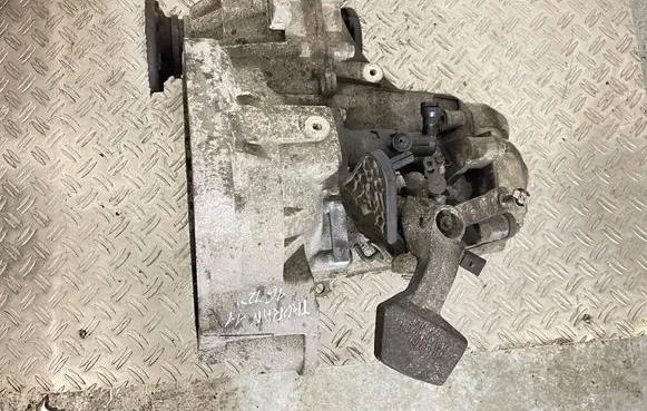 Volkswagen Touran II Manual 6 speed gearbox MAW