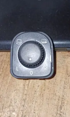 Volkswagen Eos Seat control switch 1K0959565J