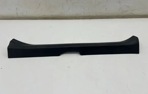 Toyota Yaris XP210 Front sill trim cover 67914K0020