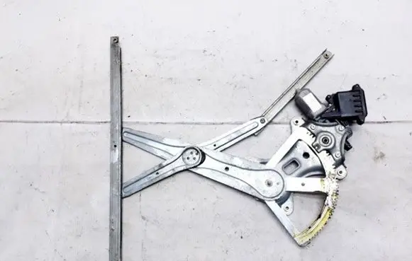 Toyota Corolla Verso AR10 Sliding door window regulator with motor