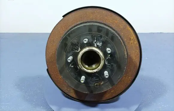 Hyundai Tucson TL Front wheel hub spindle knuckle