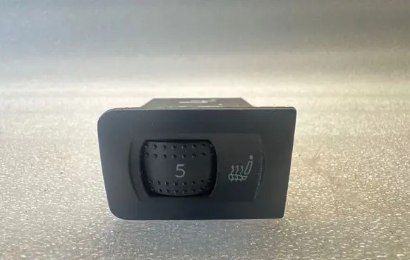 Volkswagen Golf VI Seat heating switch 1J0963563B