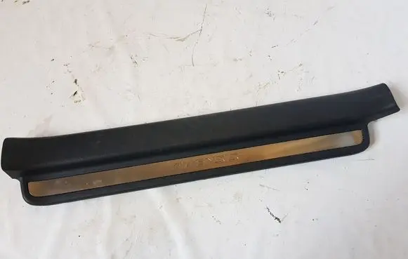 Toyota Avensis T250 Front sill trim cover 6791405040