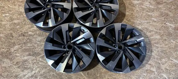 Skoda Kodiaq II R19 alloy rim 57H601025F K979012