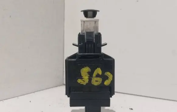 Volvo S60 Brake pedal sensor switch 8622064 02W362