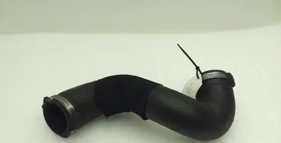 Peugeot RCZ Intercooler hose/pipe 9688234980