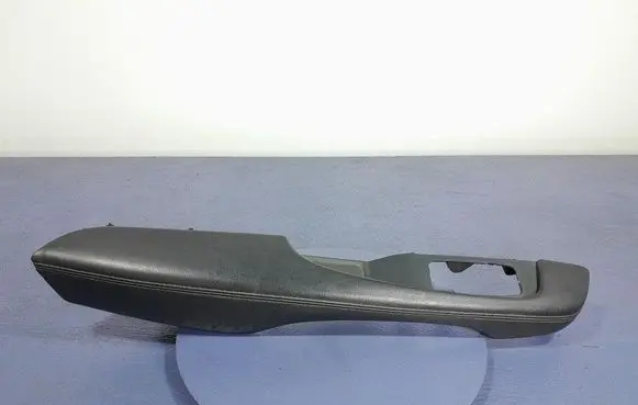 Chrysler Challenger Armrest 5LE45LA8AC