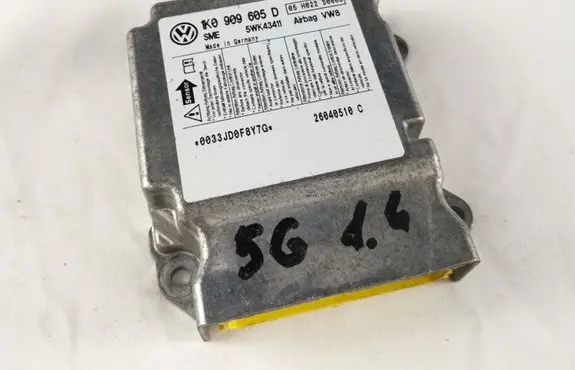 Volkswagen Golf V Airbag control unit/module 1K0909605D 5WK43411 05H022S0600