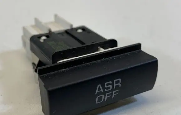 Traction control (ASR) switch