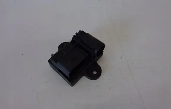 Mercedes-Benz Sprinter W906 Glow plug pre-heat relay A6519008902
