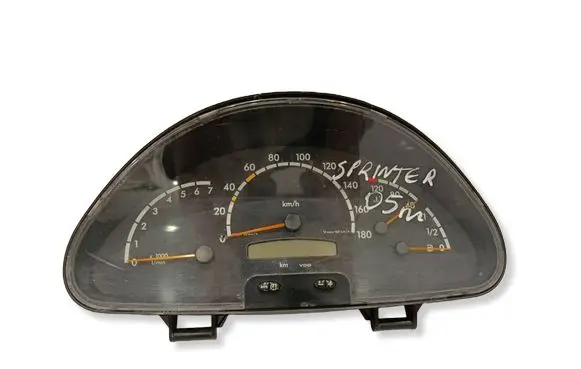 Mercedes-Benz Sprinter W901 W902 W903 W904 Speedometer (instrument cluster) A0014466421 21102002 110008929