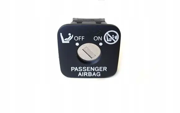 Lexus IS 220D-250-350 Tailgate/trunk/boot open switch 1672S88