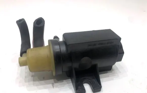 Mercedes-Benz GLK (X204) Fuel pressure regulator 0091533128