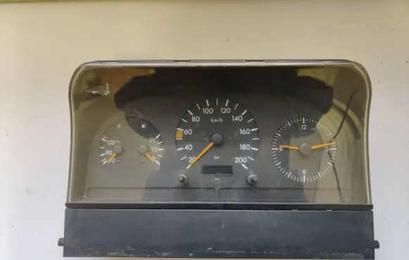 Mercedes-Benz Sprinter W901 W902 W903 W904 Speedometer (instrument cluster) 0005425301 43474