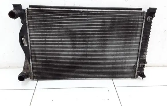 Audi A6 S6 C6 4F Coolant radiator 4F0121251R