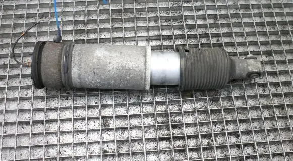 BMW 7 E65 E66 Rear shock absorber/damper 6760130