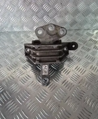 Opel Insignia A Engine mount bracket 13227717
