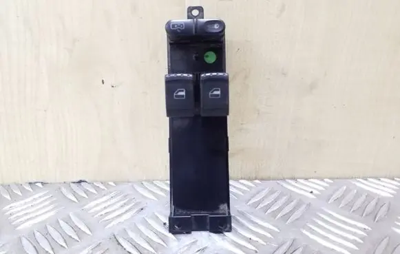 Skoda Octavia Mk1 (1U) Electric window control switch 1J3959857A