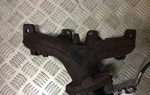 Citroen Xsara Exhaust manifold 306572