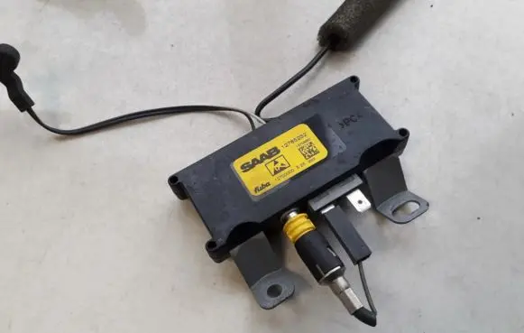 Saab 9-3 Ver2 Antenna control unit 12785232 12700000