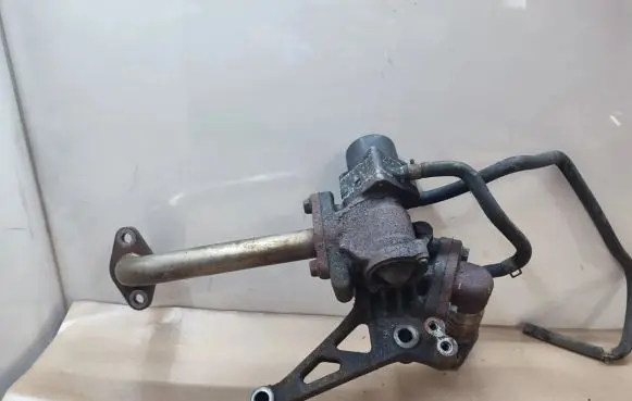 Nissan Navara D22 EGR valve line/pipe/hose
