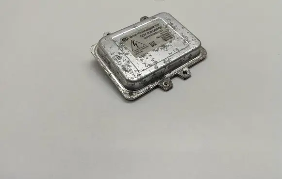 BMW 5 E60 E61 Headlight ballast module Xenon 5DV009000 5DV00900000 D1S