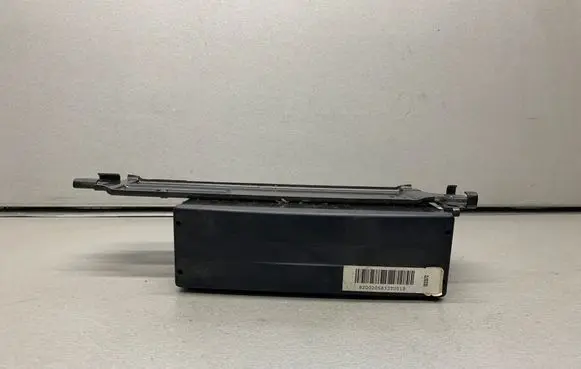 Renault Espace - Grand espace IV Radio/CD/DVD/GPS head unit 8200205833 TU518