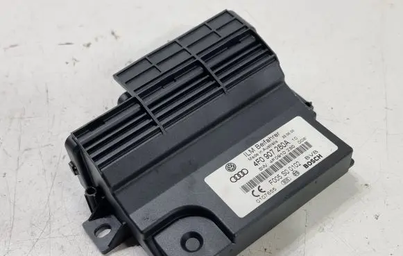 Audi A6 S6 C6 4F Hand brake control module 4F0907280A