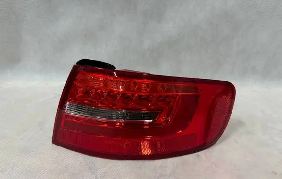 Audi A4 S4 B8 8K Rear/tail lights 8K9.945.096D 070415R 8K9945096D